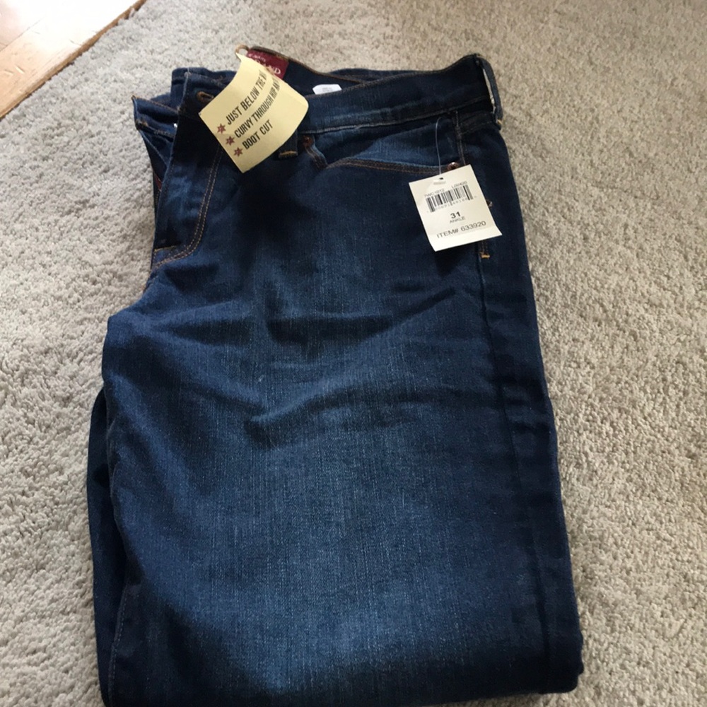 Lucky Jeans